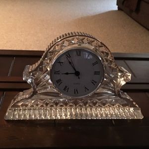 Quartz Crystal Mantle Clock